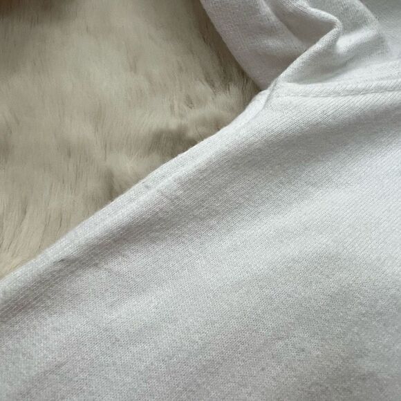 Hello Kitty Sanrio Graphic Crew Neck Sweatshirt White Pink women’s size XL - Picture 13 of 14